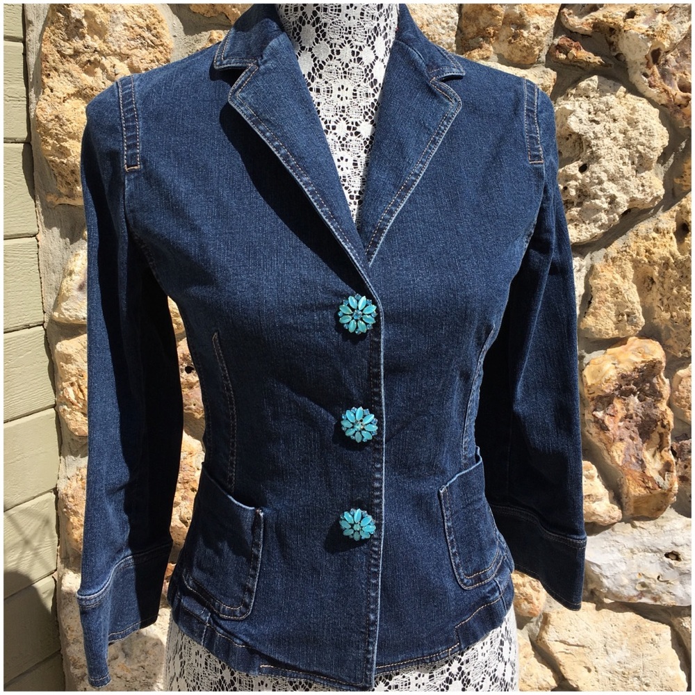 Tahari Jean Jacket, XS with blue flowers buttons
